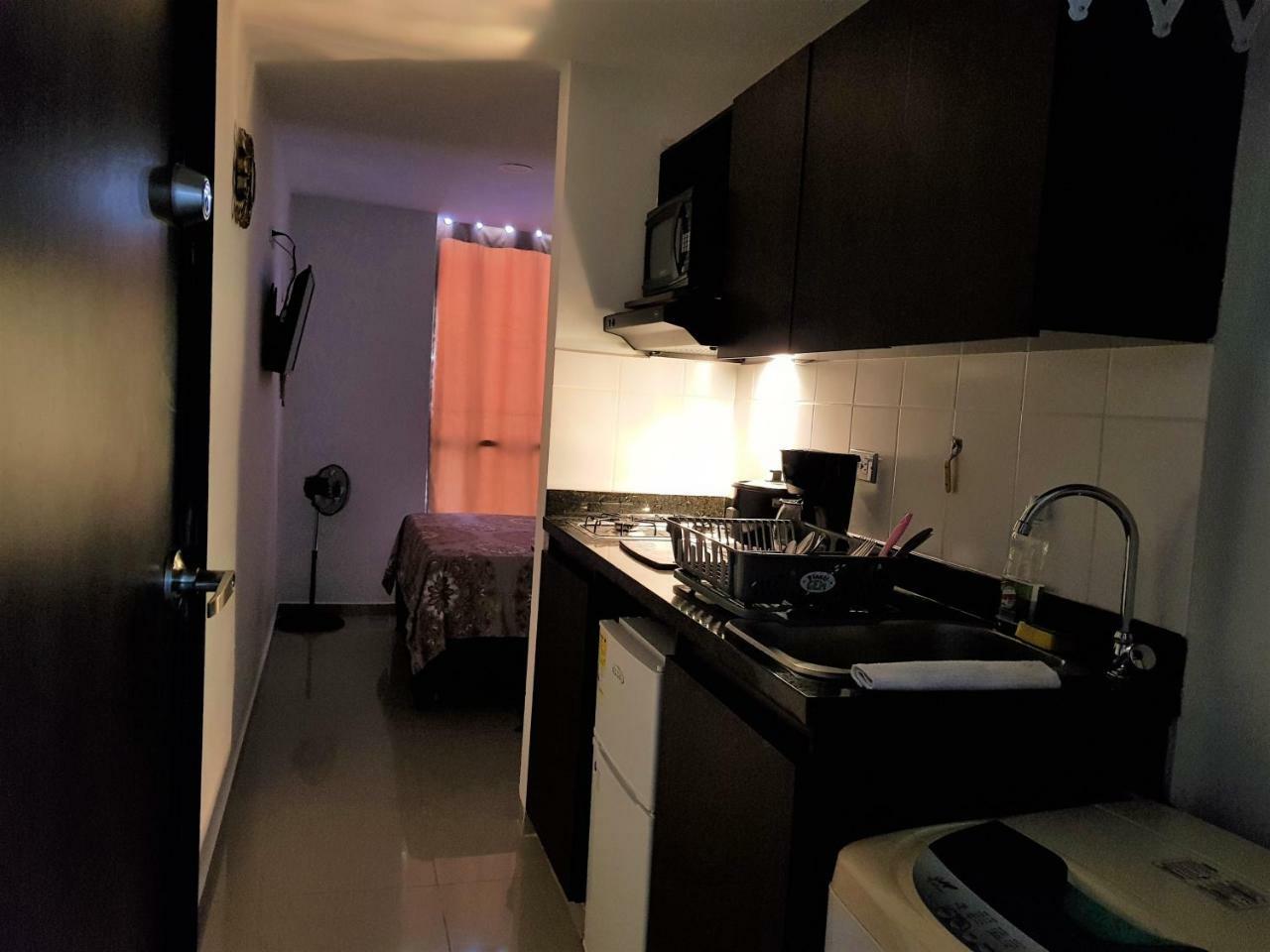 Apartasuites Medellin Los Molinos Exterior photo